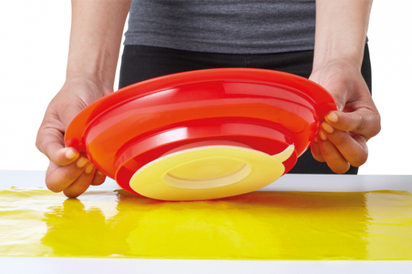 Alzheimer Set, rutschfest , mit Teller mit hohem Rand, rutschfeste Unterlage,Besteck, Trinkbecher mit Schnabelauslass, Eierbecher Alzheimer Set, rutschfest , mit Teller mit hohem Rand, rutschfeste Unterlage,Besteck, Trinkbecher mit Schnabelauslass, Eierbecher