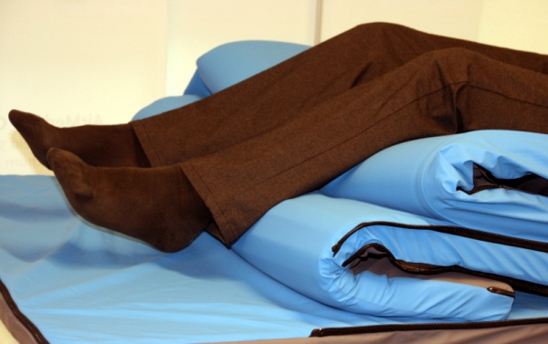TRI-Flex Platinstandard Pflegematratze, Schmerzpatienten und Dekubituspatienten TRI-Flex Platinstandard Pflegematratze, Schmerzpatienten und Dekubituspatienten